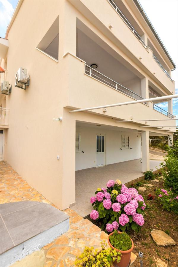 Apartment Ante Ražanj Exteriér fotografie