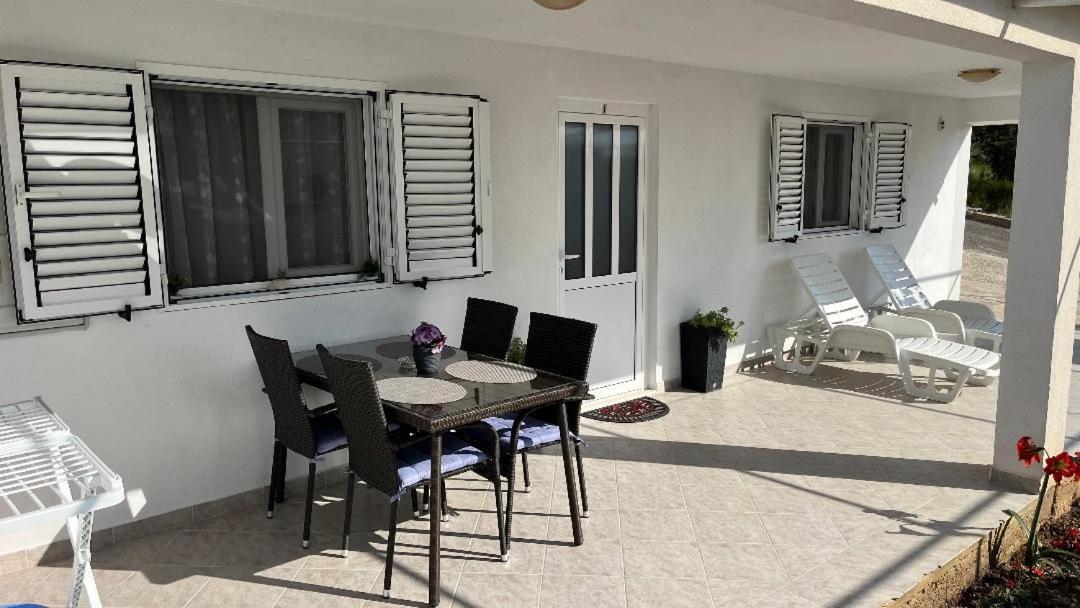 Apartment Ante Ražanj Exteriér fotografie