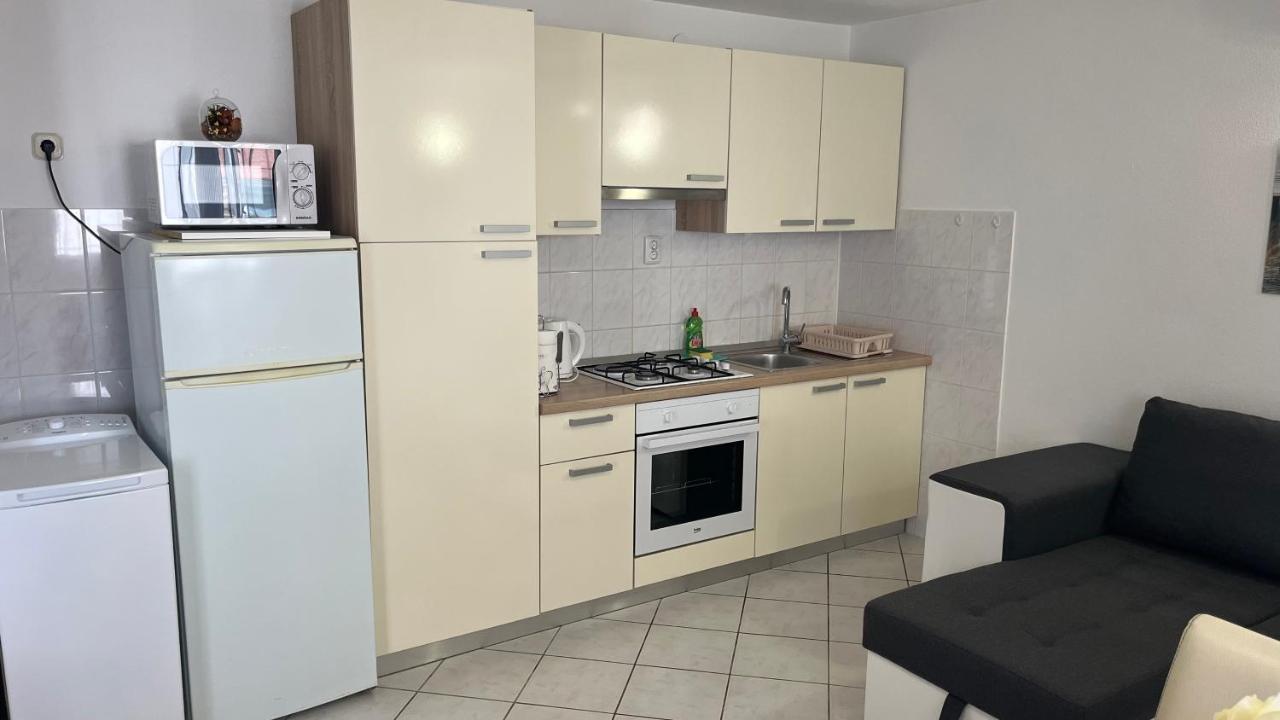 Apartment Ante Ražanj Exteriér fotografie